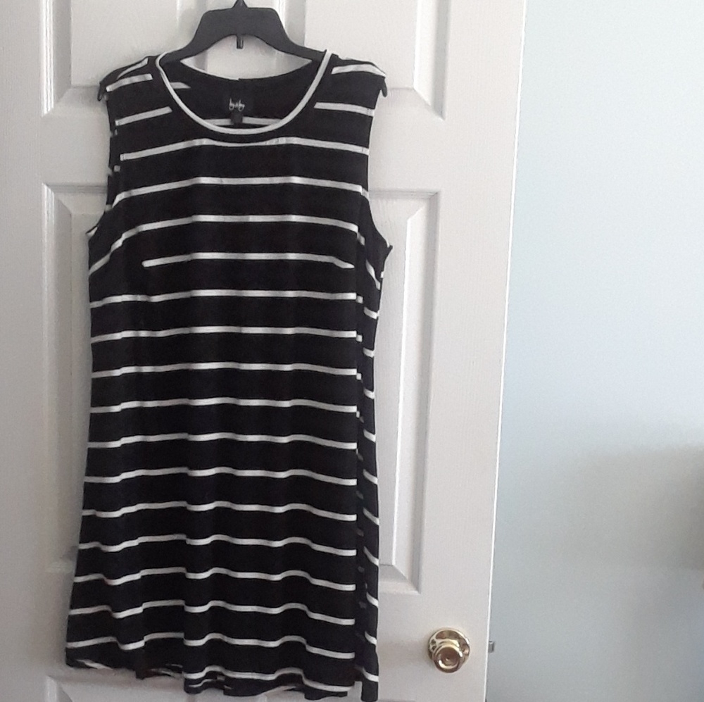 Sleeveless striped dress